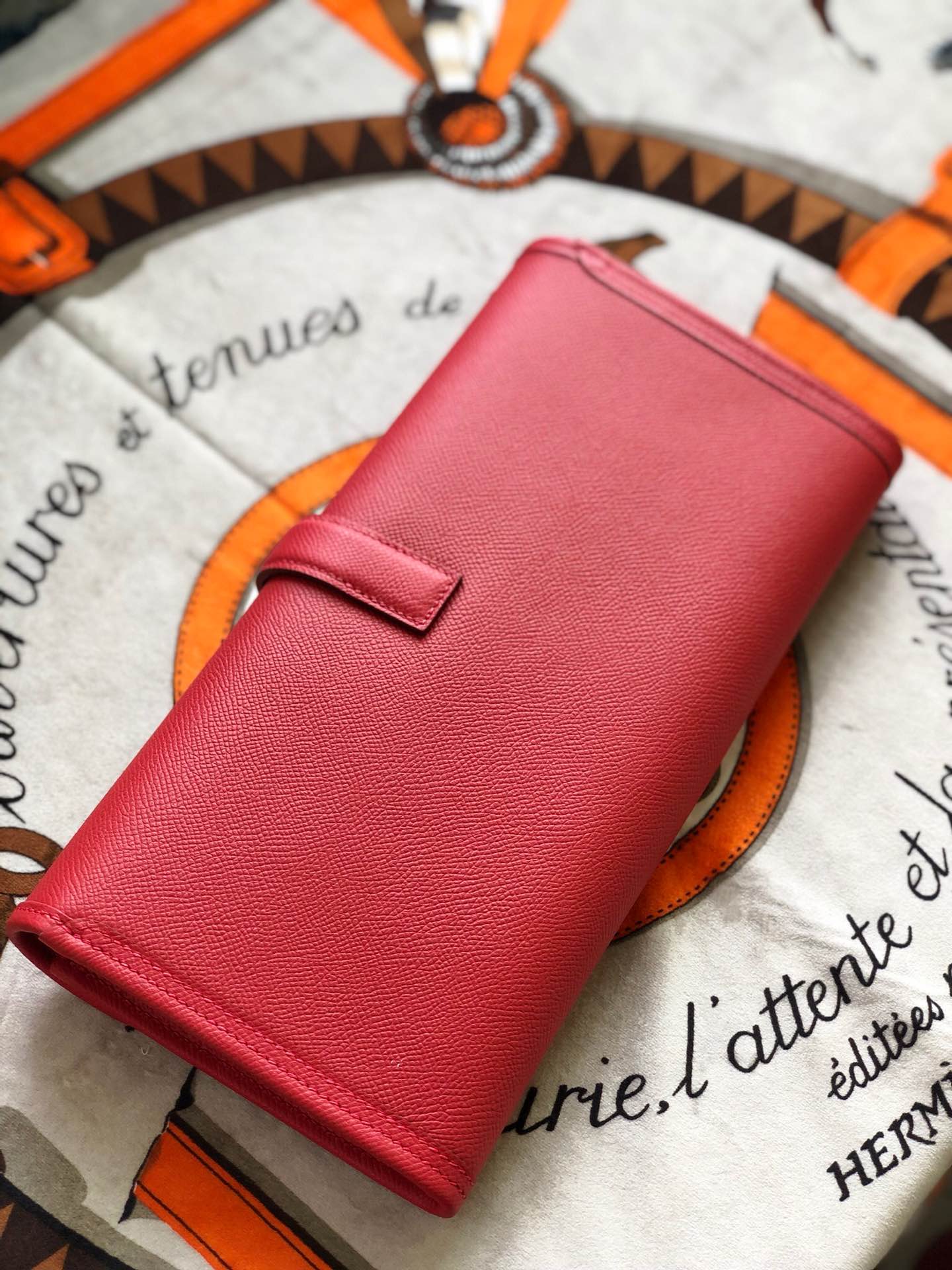 HM Jige 29 Red Epsom 229079