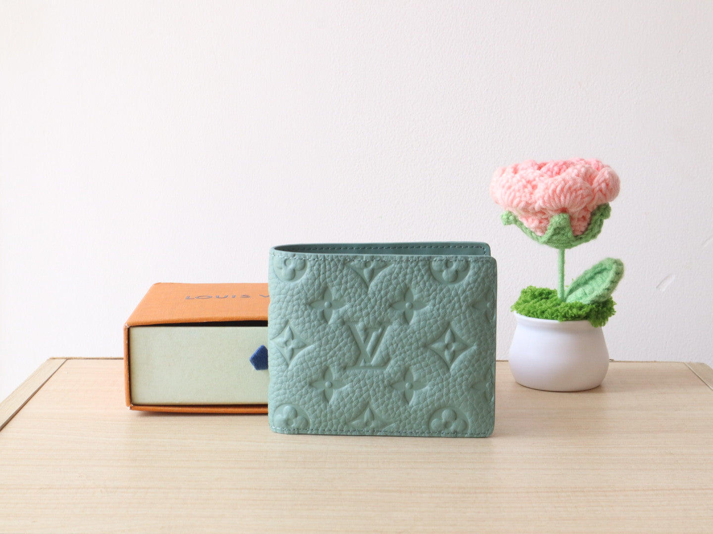 LV Multiple Wallet Monogram Grained Taurillon Cowhide