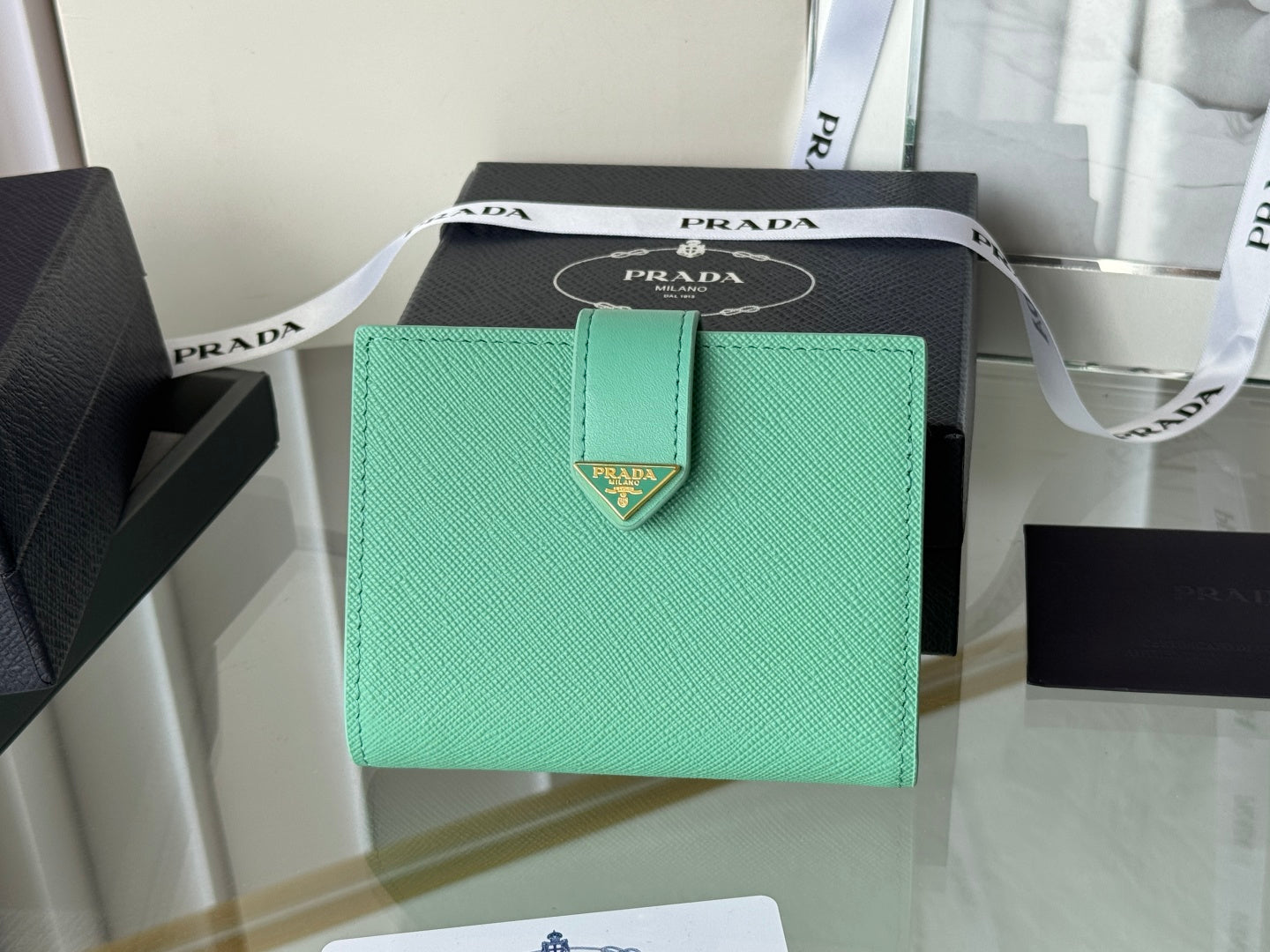 Pra 1MV204 Small Wallet Light Green Saffiano & Smooth Leather
