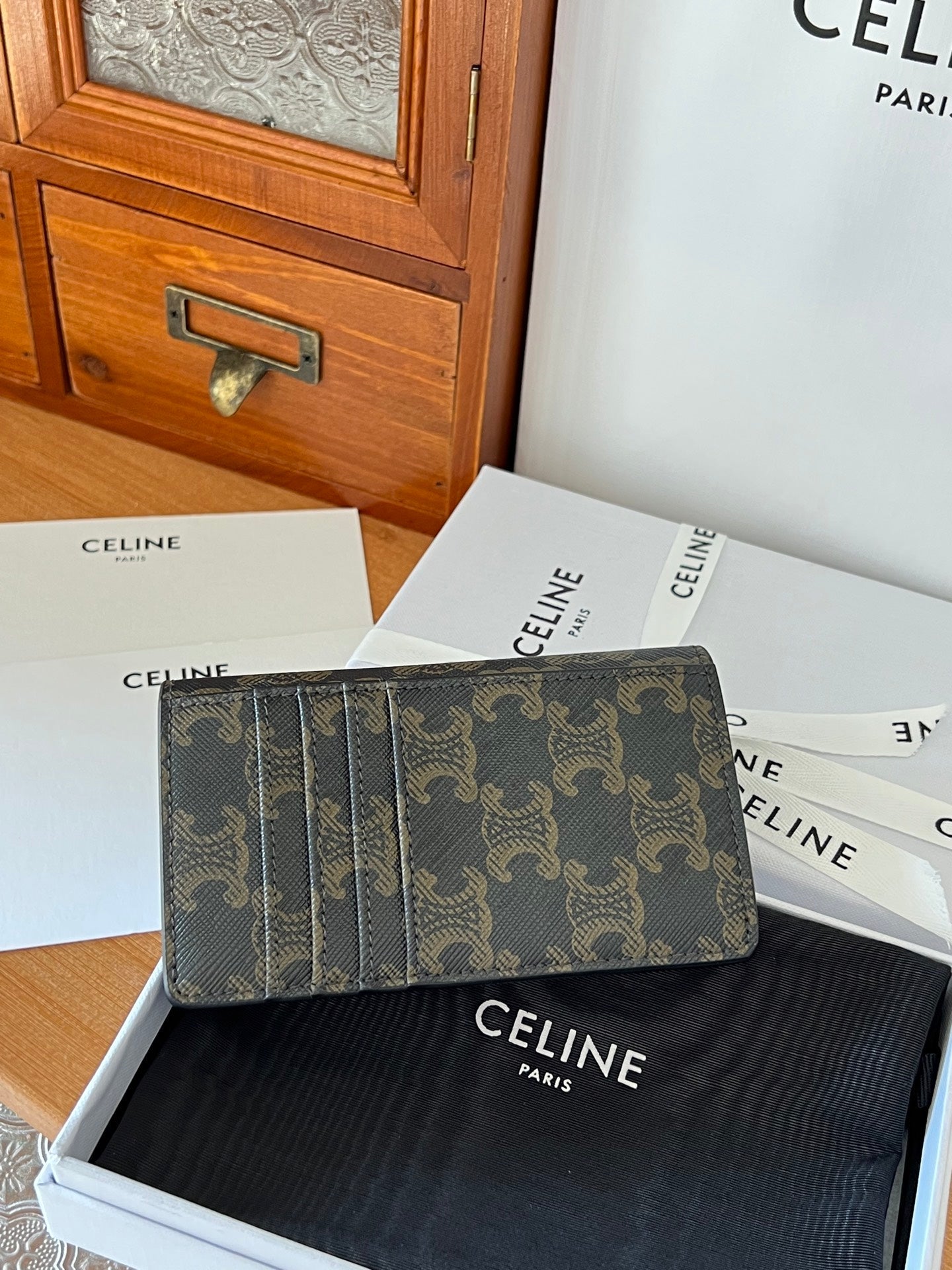 TRIOMPHE 10 Flap Wallet Card Holder 13cm Tan Shiny Cafskin