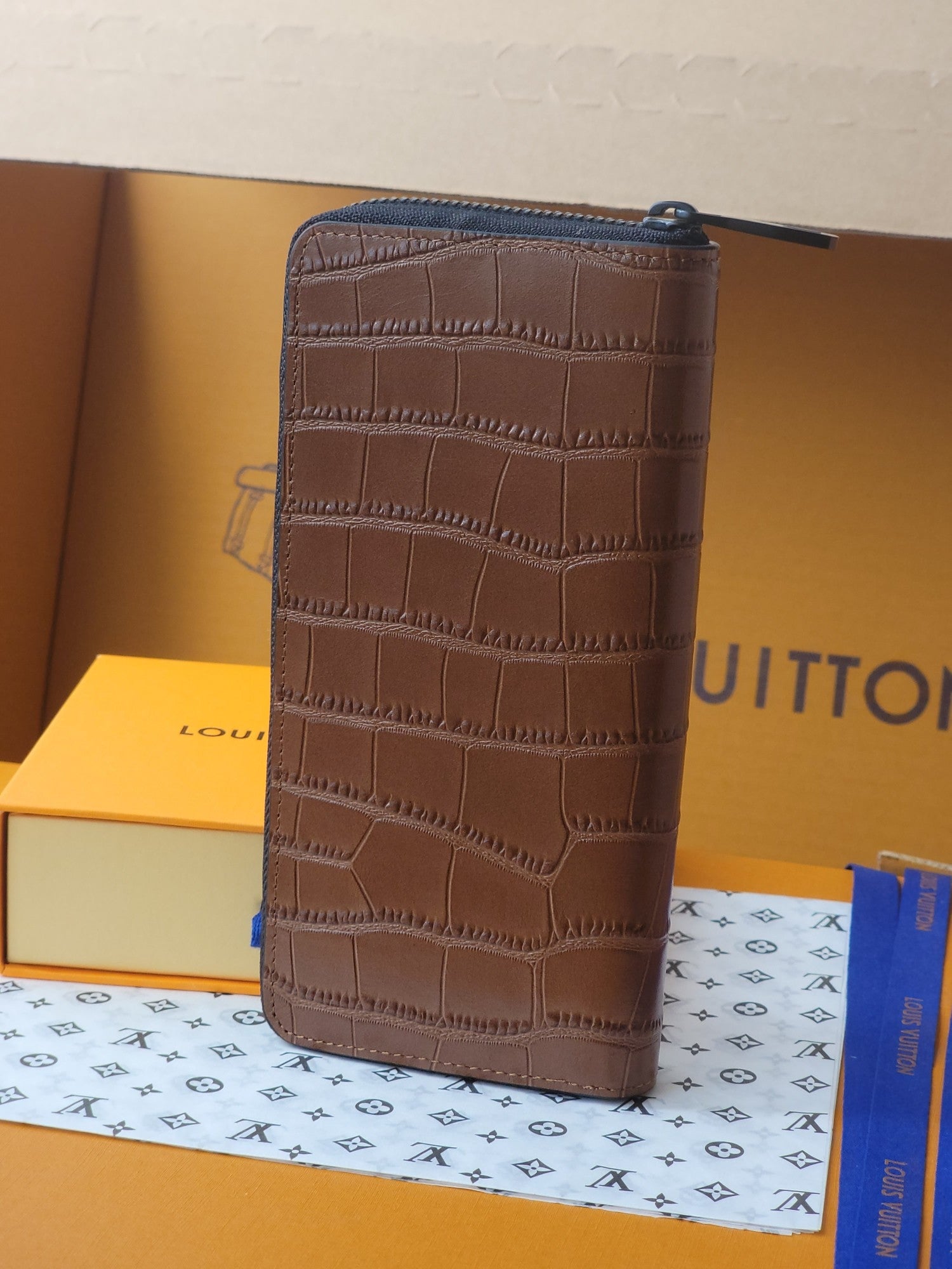 LV M81830Zippy Vertical Wallet Brown Crocodile Leather (Copy)