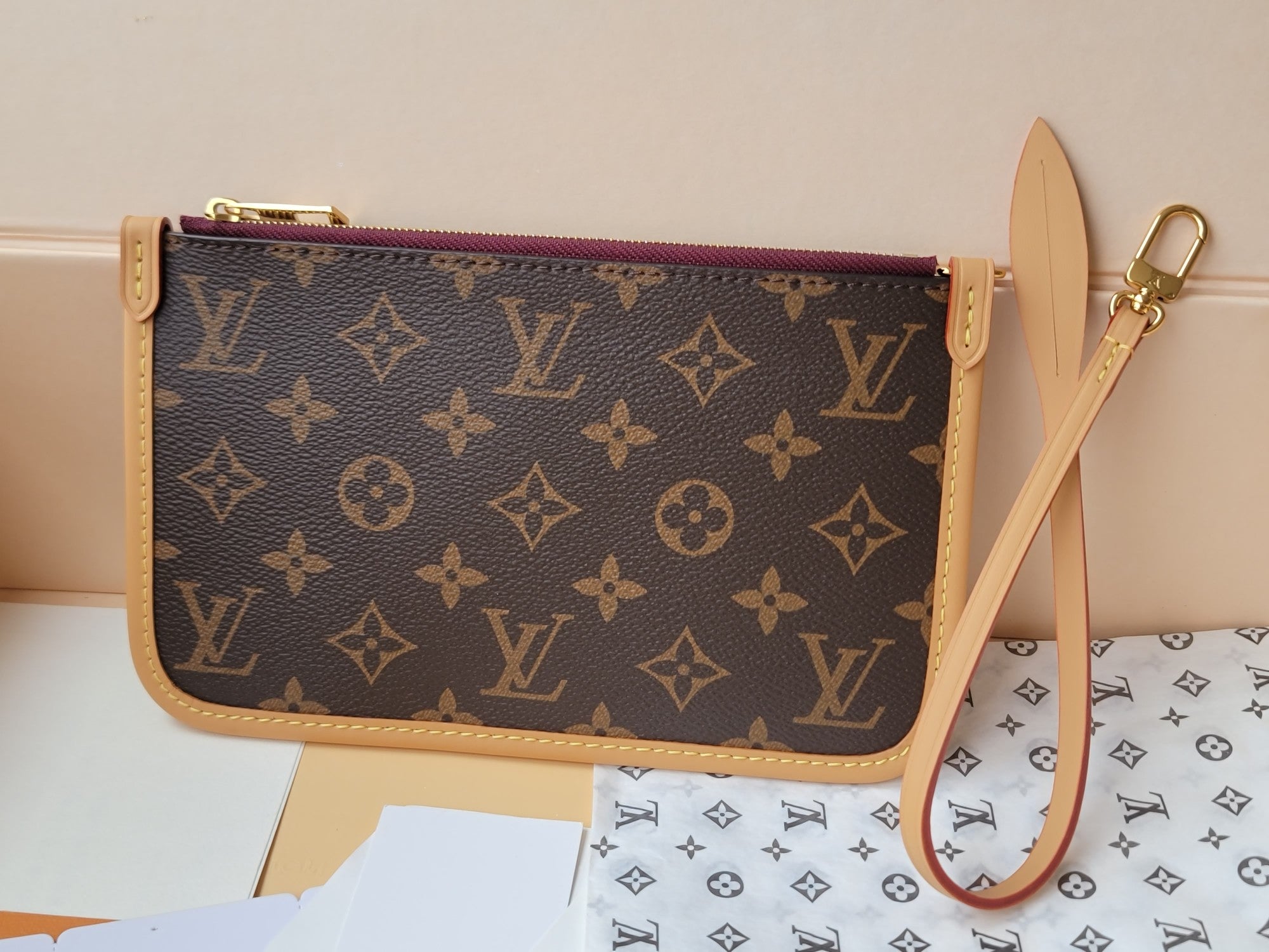 LV M46203 Carryall Pochette Brown Monogram Canvas & Cowhide