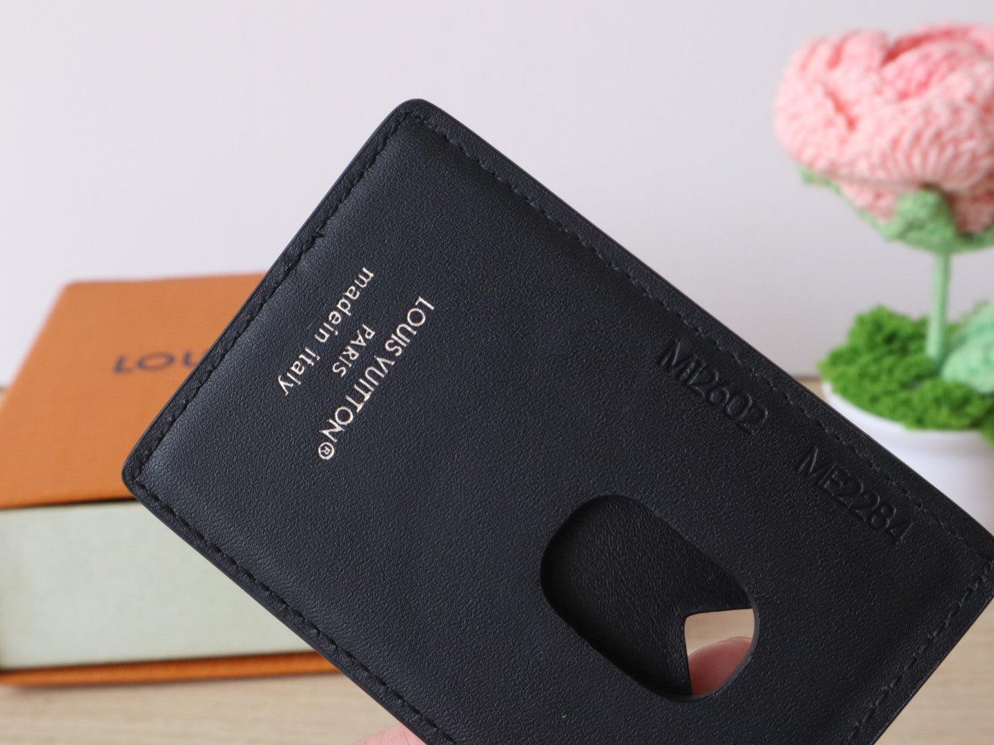 LV Porte-Cartes Magnet c Monogram Canvas & Cowhide