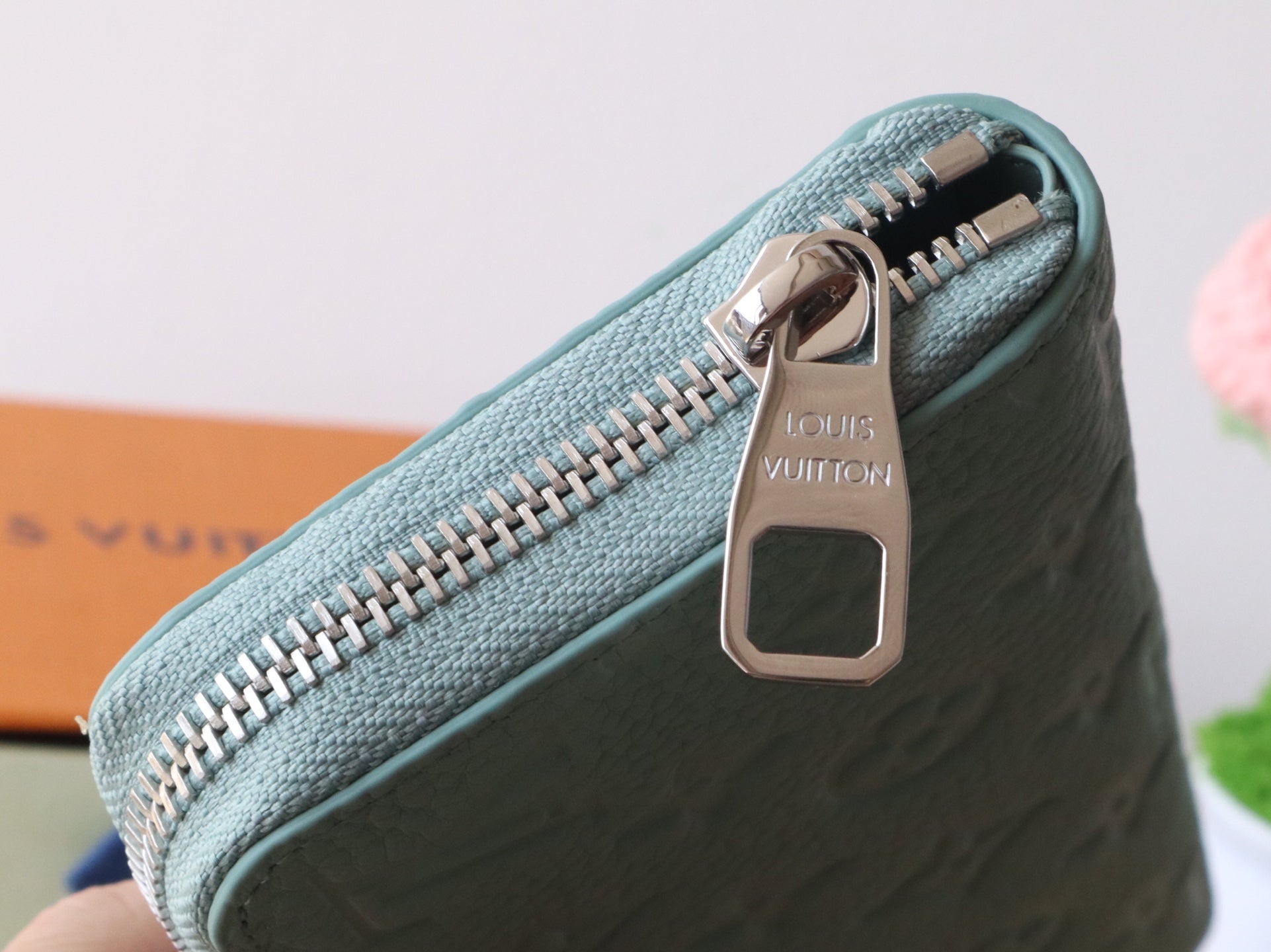 LV Zippy Wallet 19.5cm Monogram Grained Taurillon Cowhide