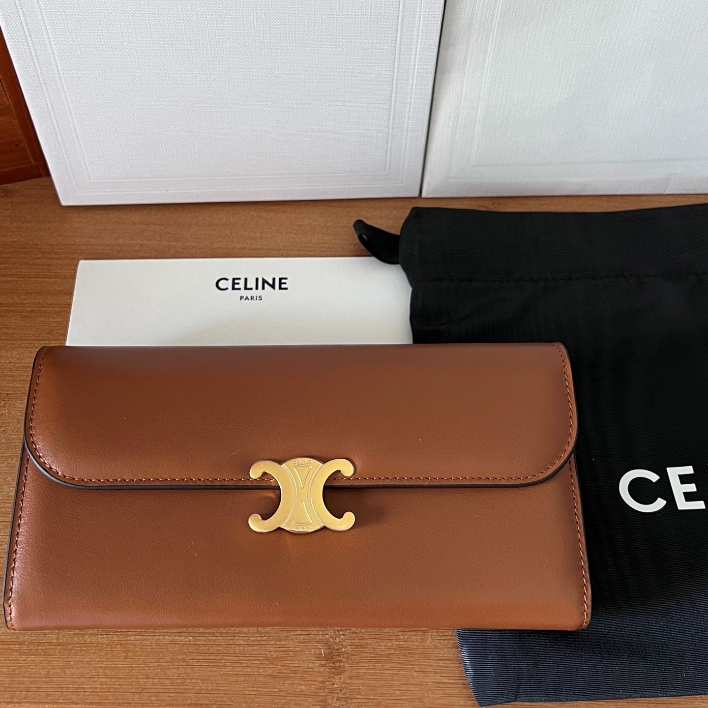 TRIOMPHE Flap Wallet Card Holder 19cm Tan Shiny Cafskin