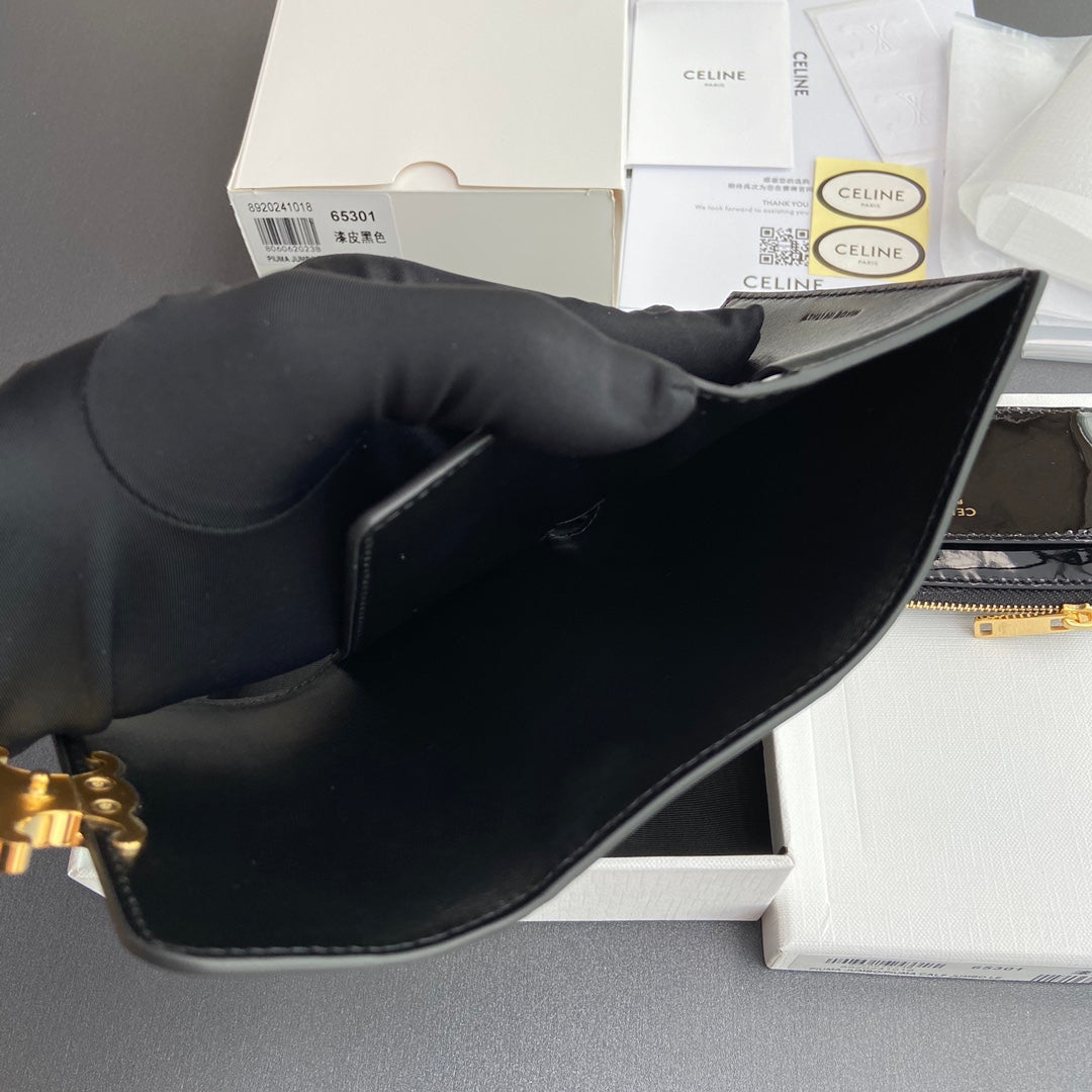 TRIOMPHE Compact Wallet With Coin Purse Black Patent Leather